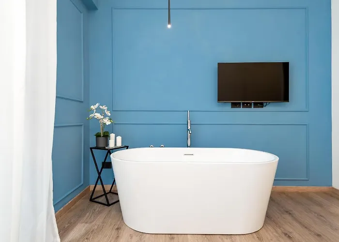 Nelli - Via Veneto 4*